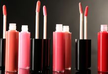 From Mockup to Market: A Custom Lip Gloss Tube Manufacturer’s Role